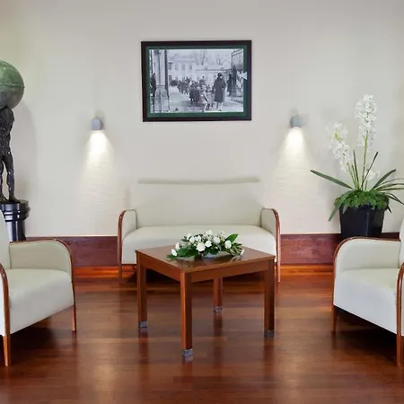 לינה וארוחת בוקר Rezydencja Belweder Klonowa