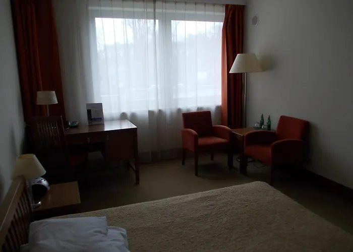 Rezydencja Belweder Klonowa 3*